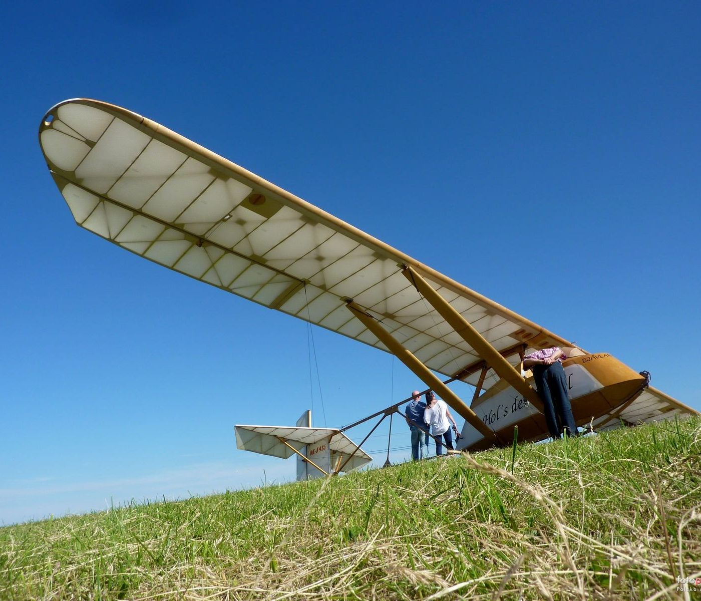 Zlot milosnikow zabytkowych szybowcow Grunau Baby na Gorze Szybowcowej   czerwiec 583503 Fotopolska Eu 1984